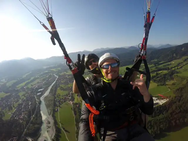 Tandem-Paragliding in Blomberg